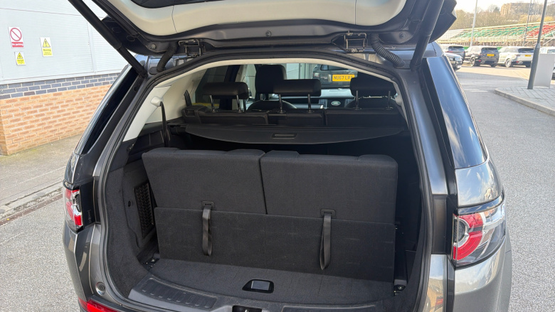 Land Rover Discovery Sport 2.0 TD4 180 SE Tech 5dr Diesel Station Wagon